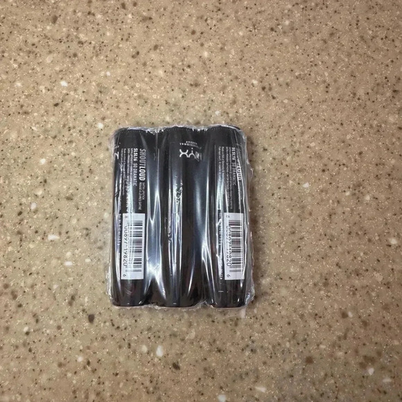 NYX Shout Loud Satin Lipstick Infused With Shea Butter - So Dramatic 3 Pack - Picture 4 of 5